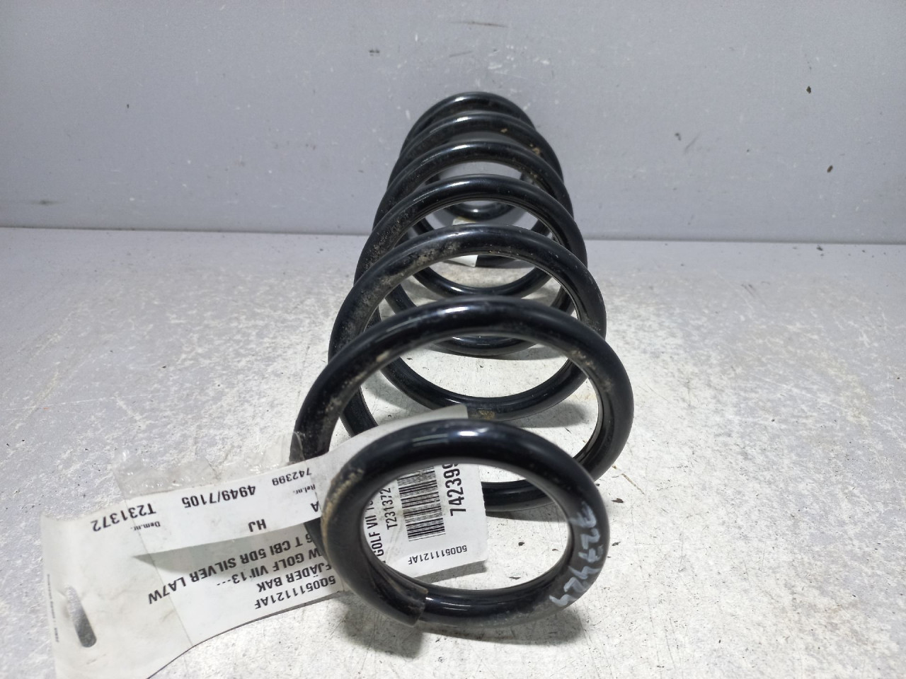OPRUGA AMORTIZERA VW GOLF 7 > 12-16 5Q0511121AF