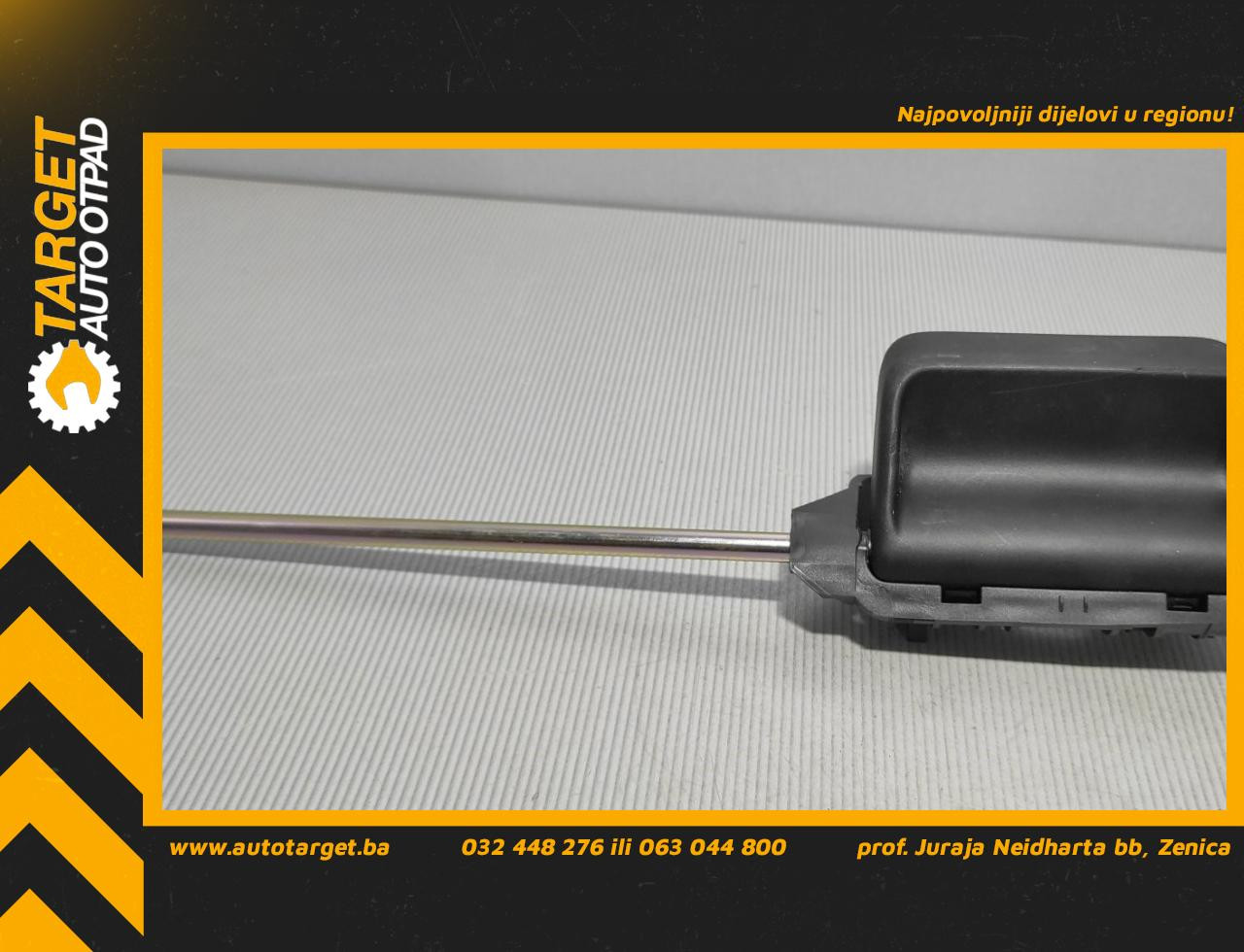DIJELOVI RUCKA VRATA VW CADDY > 10-15 7H0843642D
