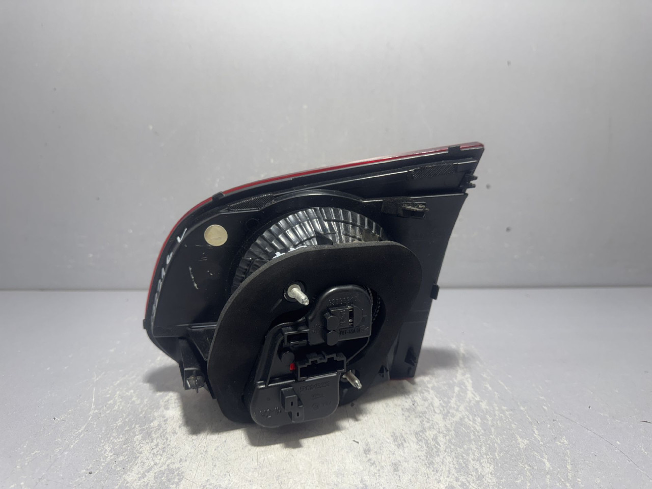 DIJELOVI STOP SVJETLO VW GOLF 6 > 08-12 5K0945093G