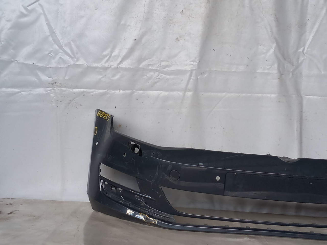 DIJELOVI BRANIK VW GOLF 7 > 12-16 5G0807221