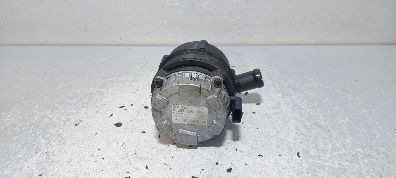 POMOCNA PUMPA VODE VW PASSAT B8 > 14- 04L965567A