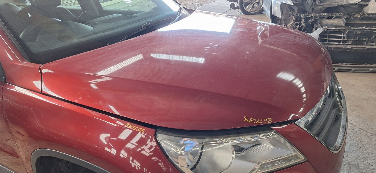 DIJELOVI HAUBA VW TIGUAN > 07-11 2.0 5N0823031D