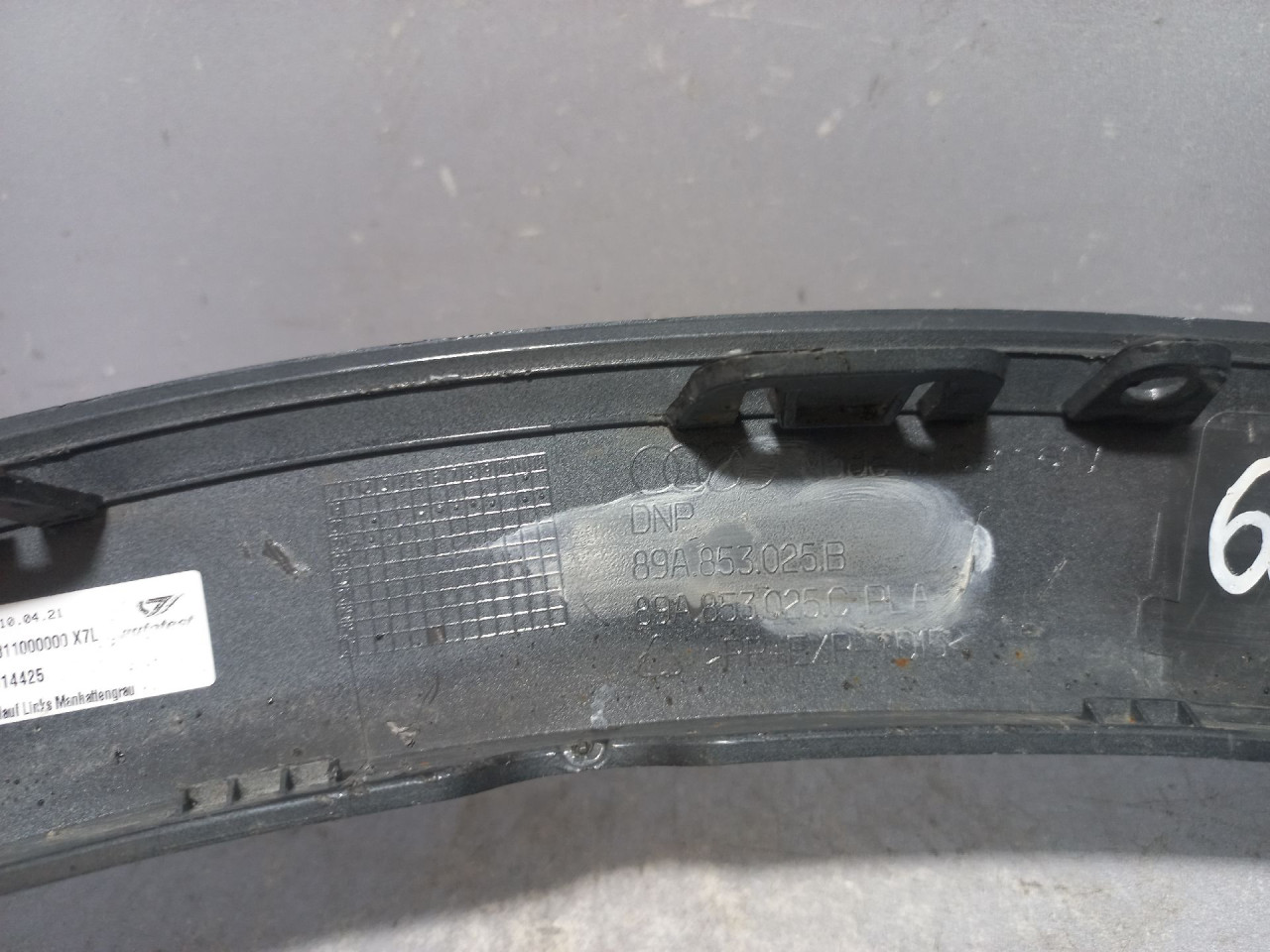 RUB BLATOBRANA AUDI E-TRON > 18- 89A853025B