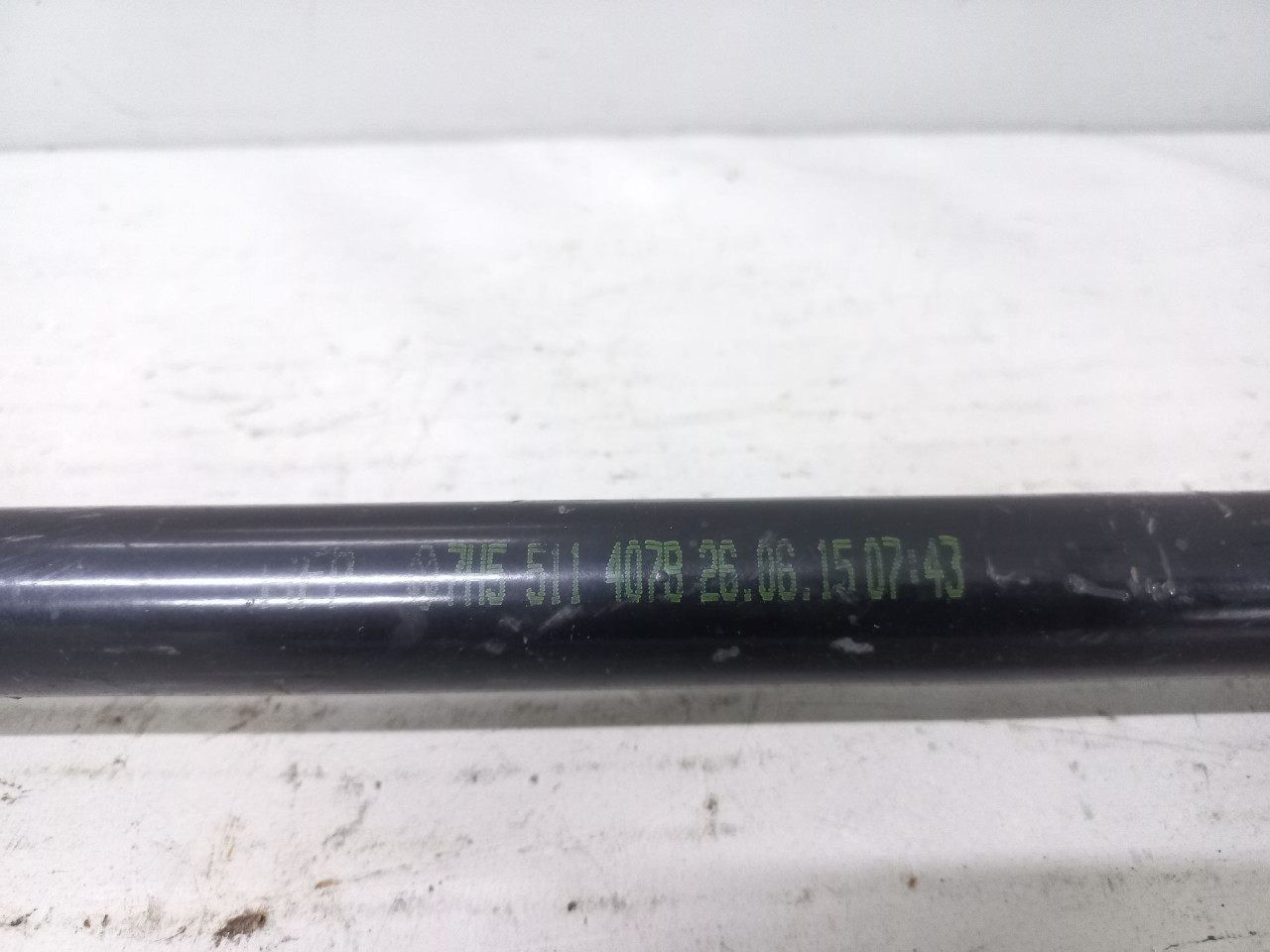 DIJELOVI BALANS STANGA VW T5 > 09-15 7H5511407B