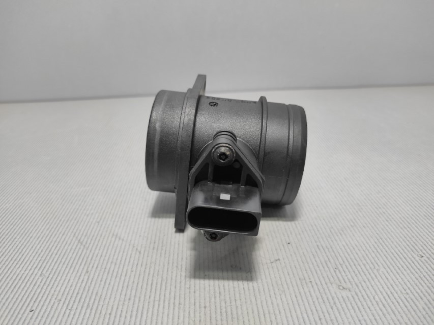 DIJELOVI PROTOK ZRAKA VW CADDY > 03-10 038906461B