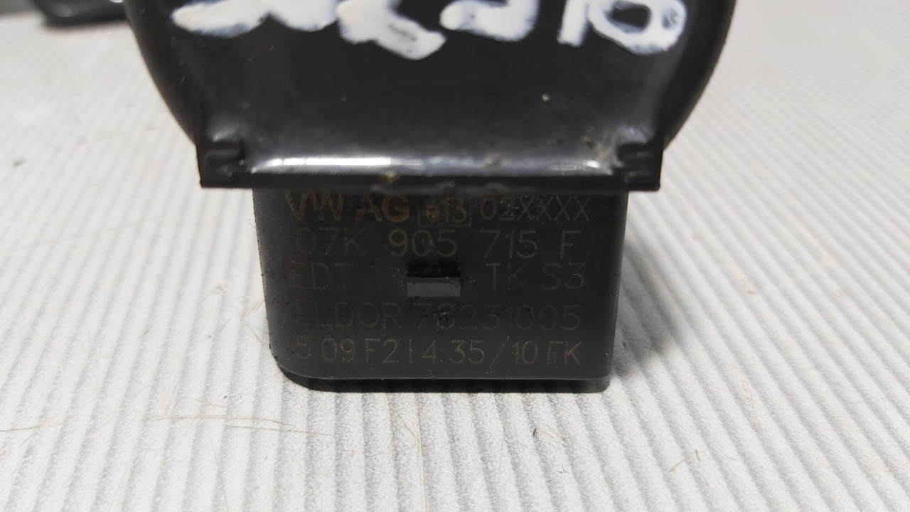 DIJELOVI BOMBINA VW PASSAT B6 > 05-10 07K905715F