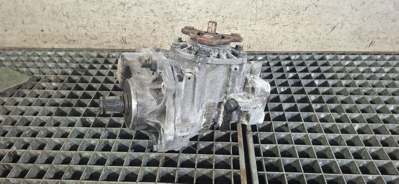 DIJELOVI REDUKTOR AUDI Q3 > 11-15 2.0 0A6409053AF
