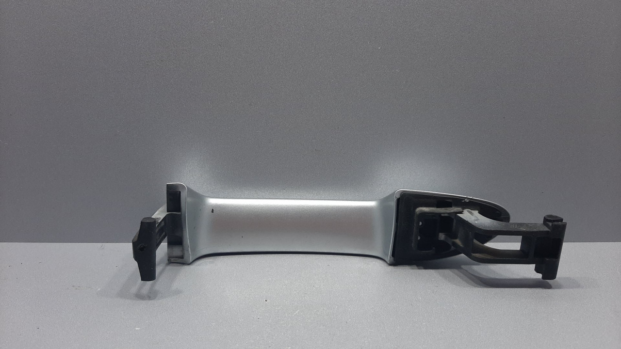 RUCKA VRATA VW PASSAT B6 > 05-10 3C0837209