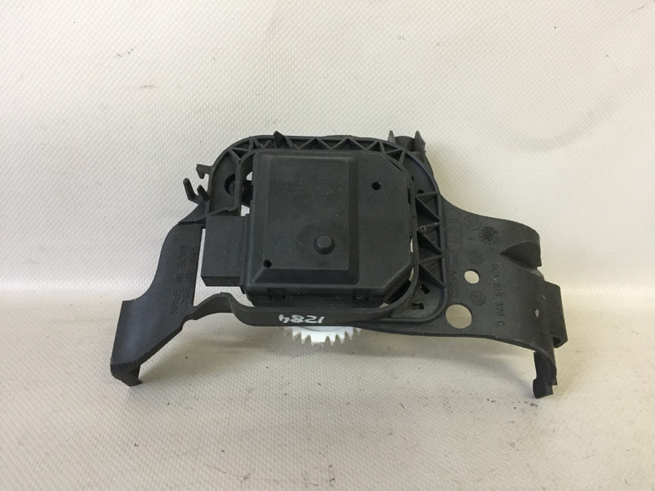 MOTORIC VENTILATORA VW POLO > 09-14 VW023079 309368301