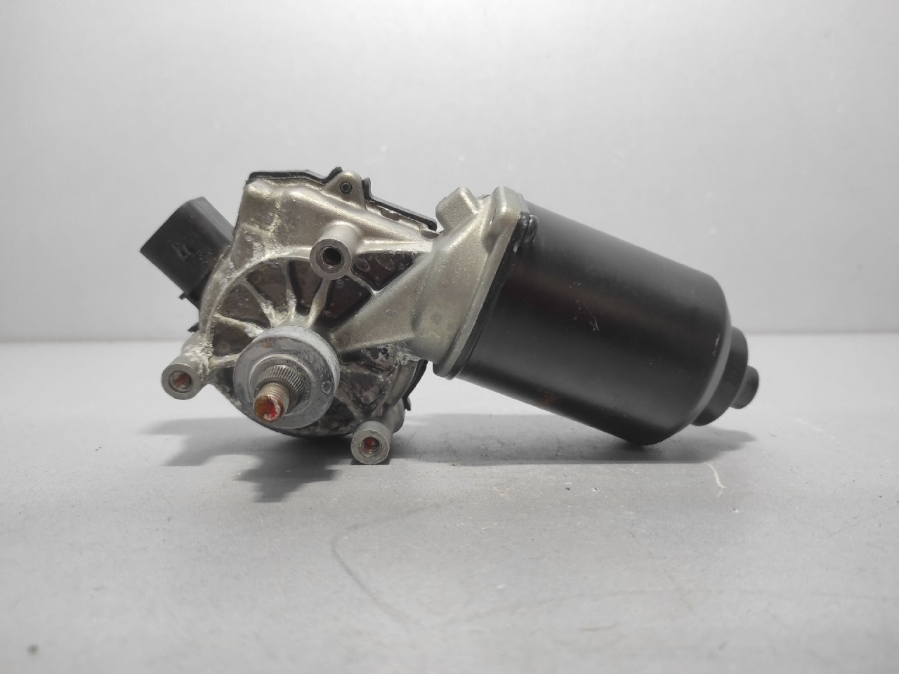 DIJELOVI MOTORIC PREDNJEG BRISACA KIA RIO > 11-14 981001W000
