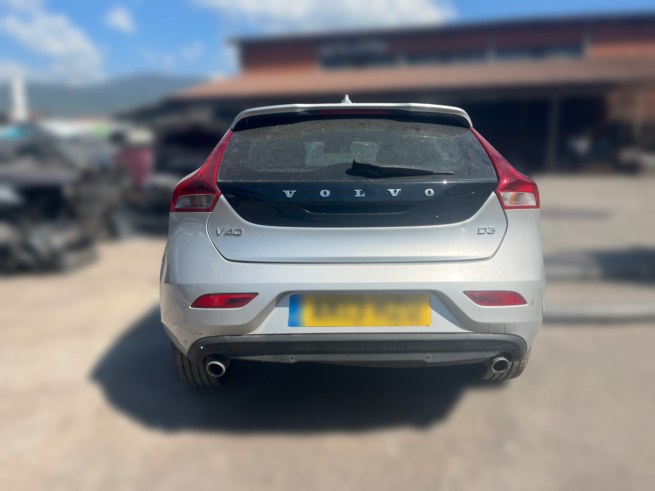 VOLVO V40 2.0 2013 MJENJAC MOTOR D5204T6 DIJELOVI