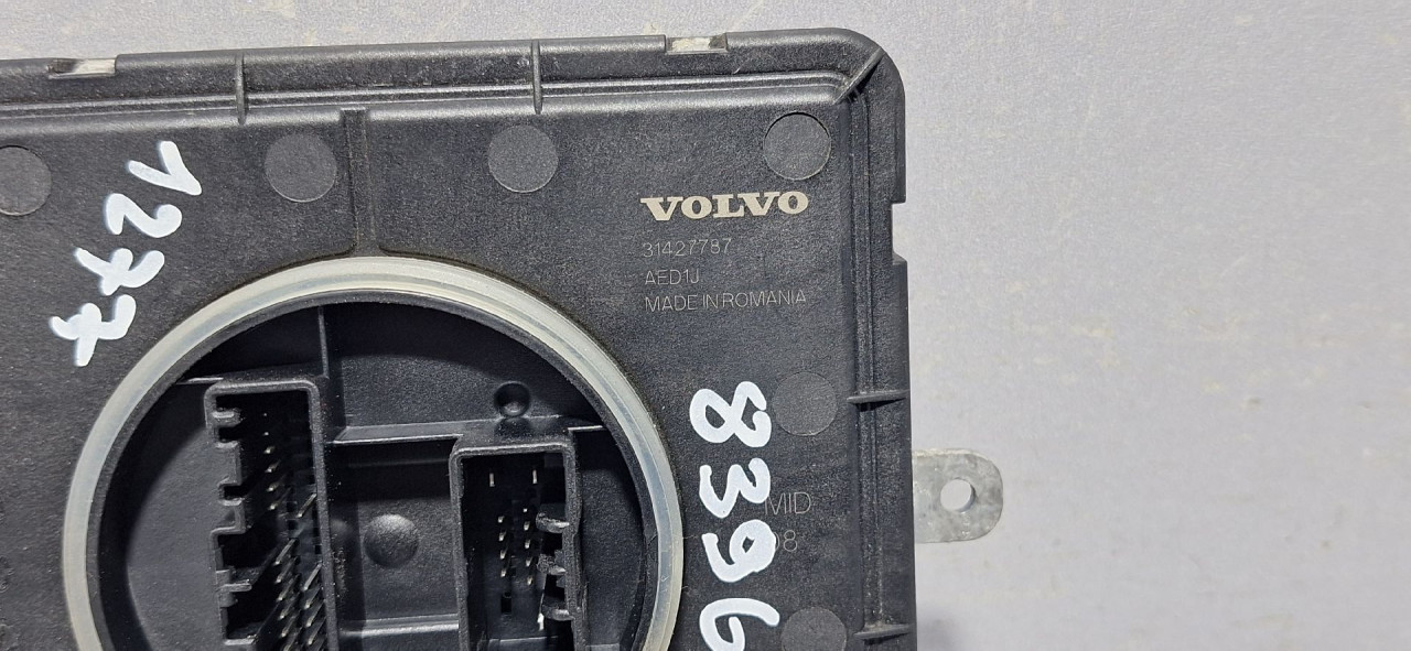 DIJELOVI BALAST FARA VOLVO XC60 > 17- 2.0 31427787