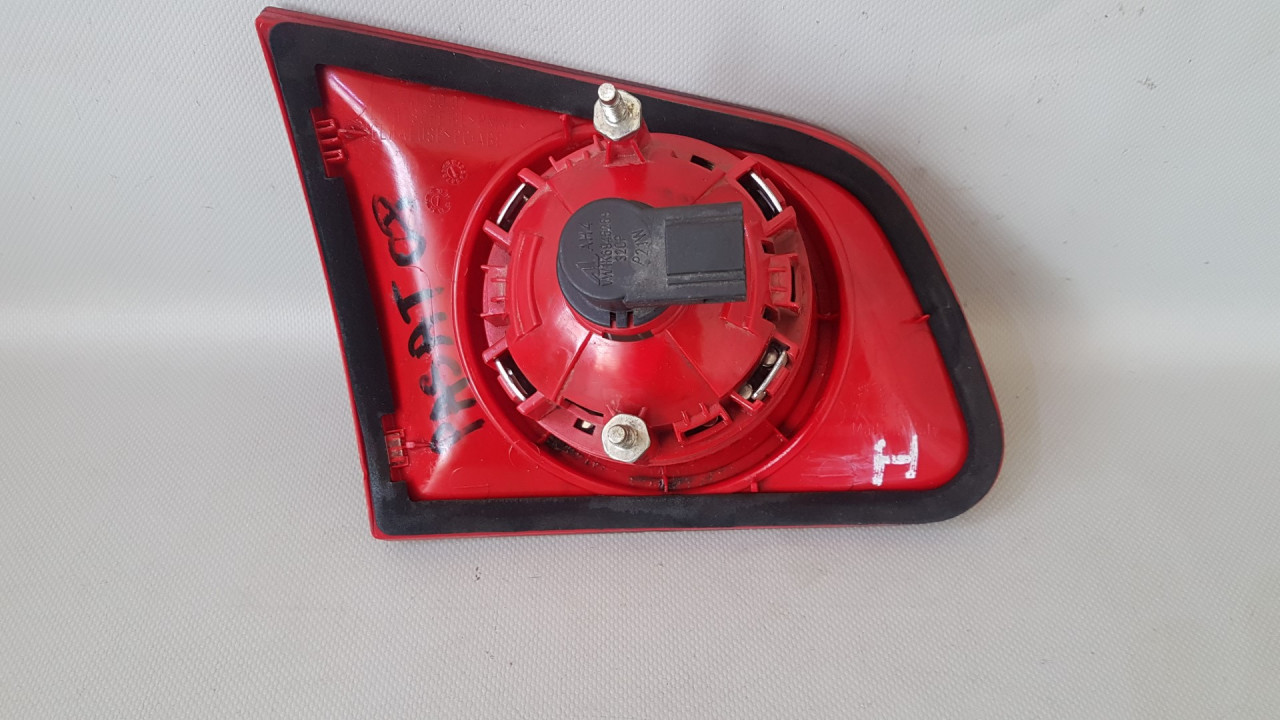 STOP SVJETLO VW PASSAT B6 > 05-10 3C9945094
