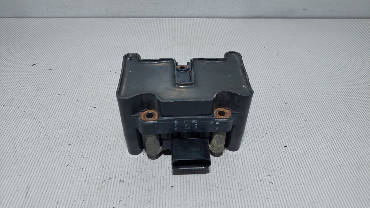 DIJELOVI BOMBINA VW GOLF 5 > 03-08 032905106B
