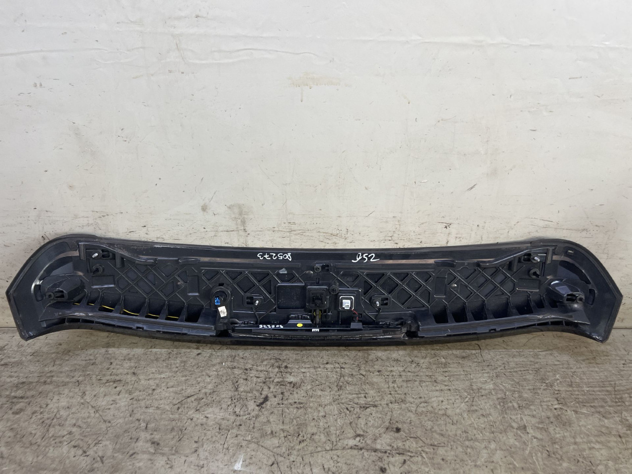 SPOJLER MERCEDES GLC (X253) > 16- A2537901300