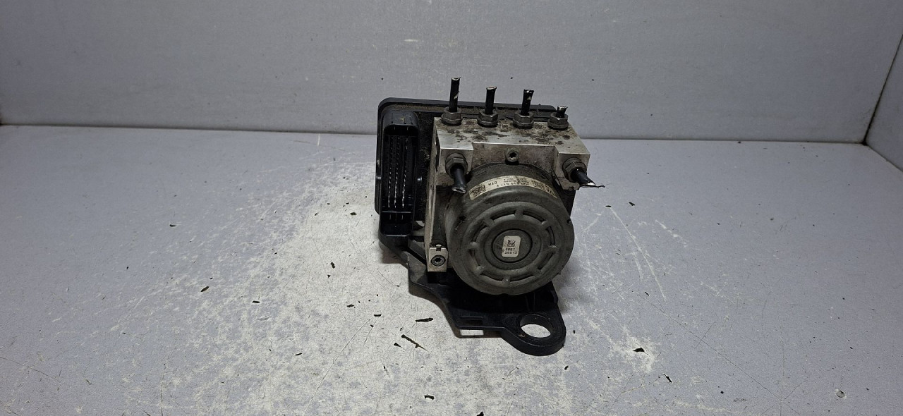 ABS ELEKTRONIKA AUDI A3 (8V1/8VA) > 12-16 3Q0907379F 3Q0614517A