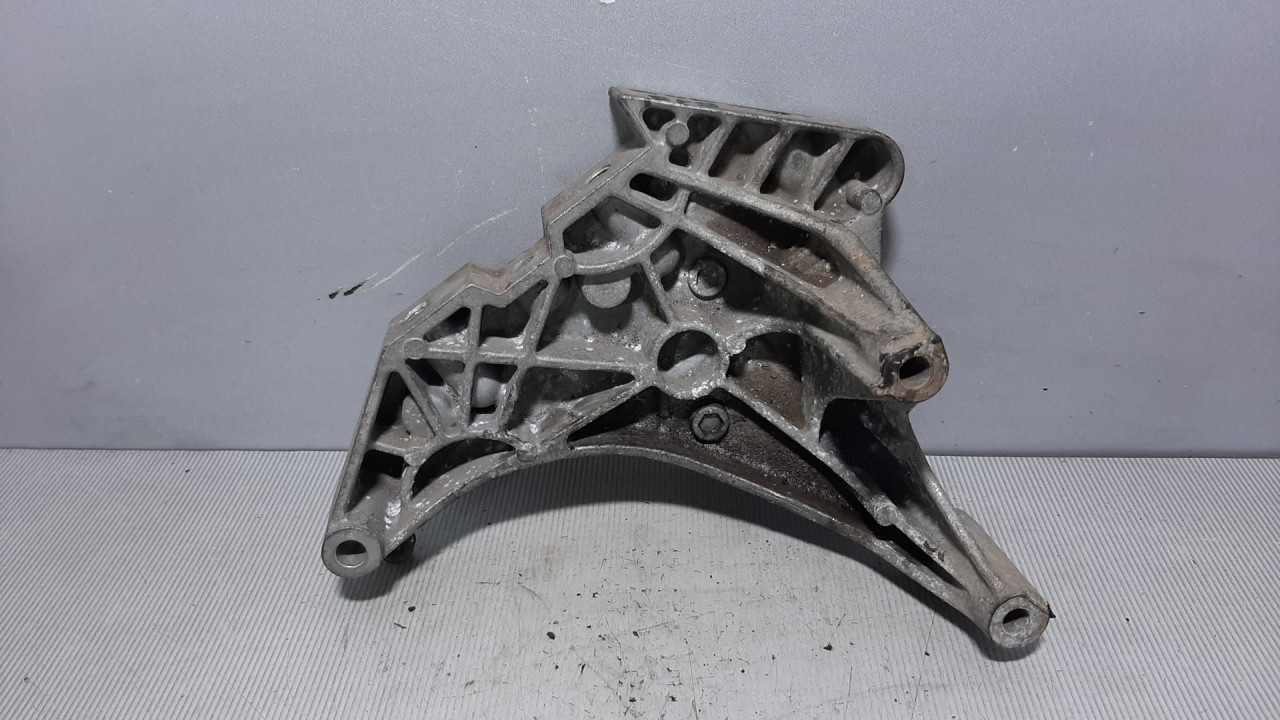 DIJELOVI NOSAC MOTORA AUDI A3 > 08-12 03L199207
