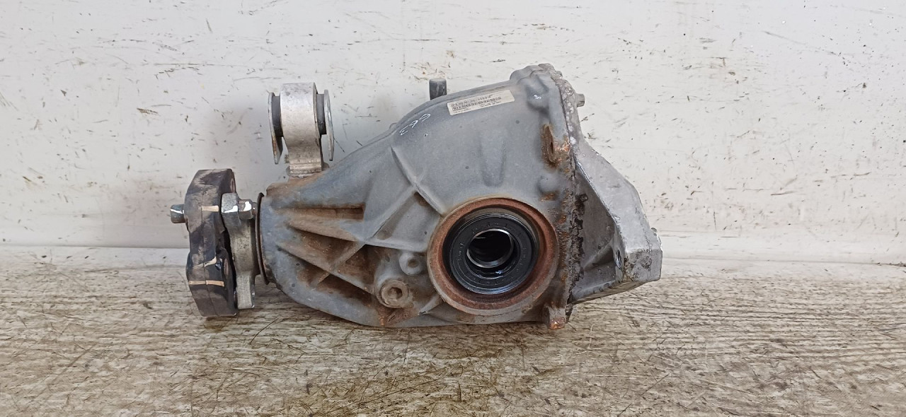 DIFERENCIJAL MERCEDES C KLASA (W205/S205) > 14-18 2053503503