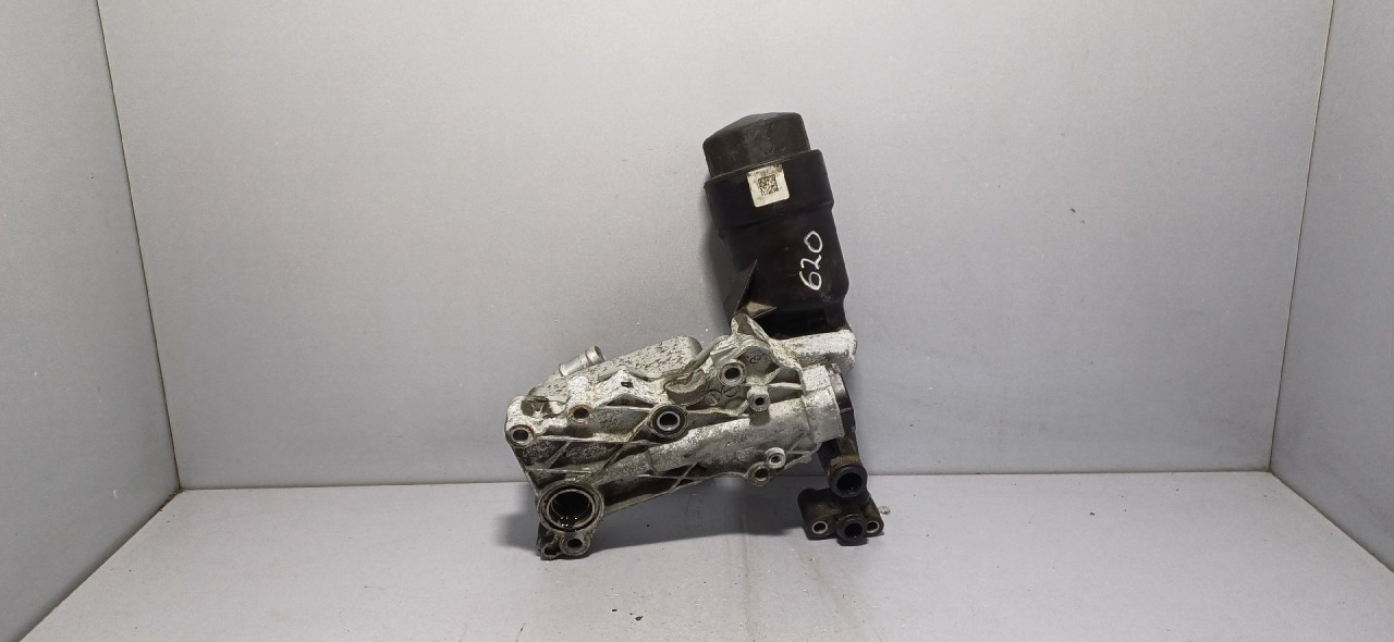 KUCISTE FILTERA ULJA MERCEDES C KLASA (W205/S205) > 14-
