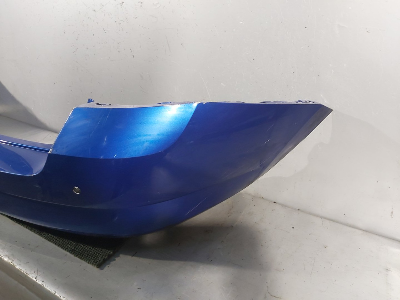DIJELOVI BRANIK SKODA FABIA > 14- 6V9807421