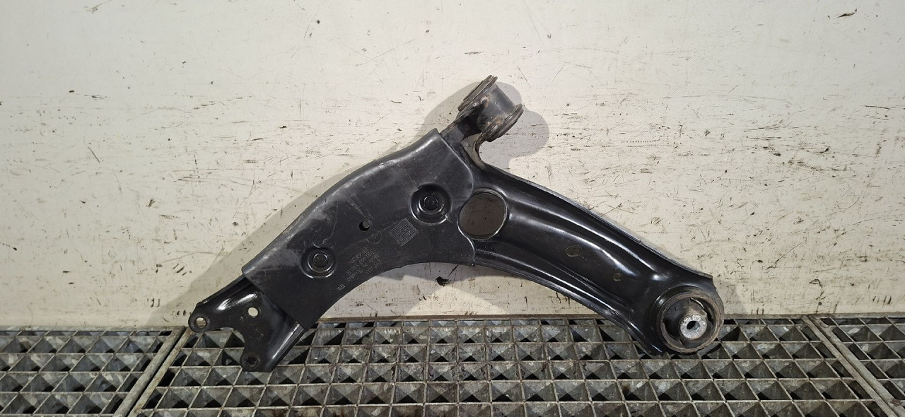 DIJELOVI LAFETA VW PASSAT B8 > 19 - 3Q0407154D