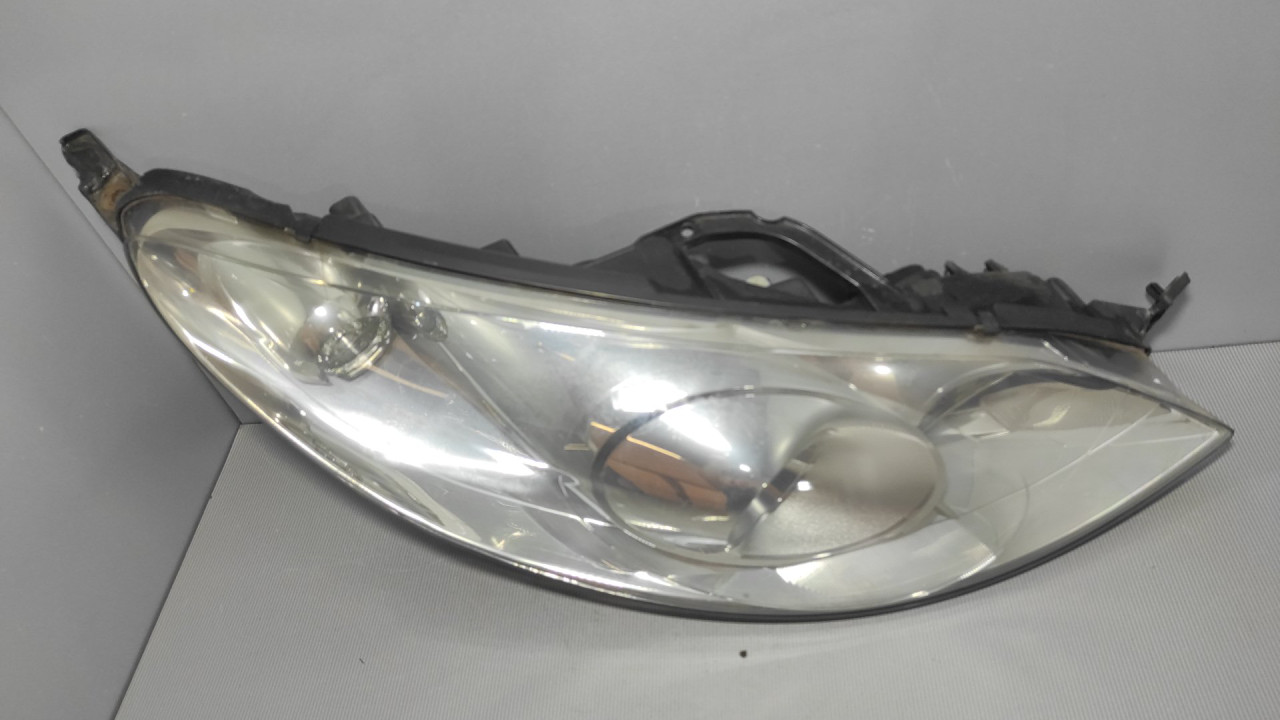 DIJELOVI FAR PEUGEOT 407 > 04-07 0301213204