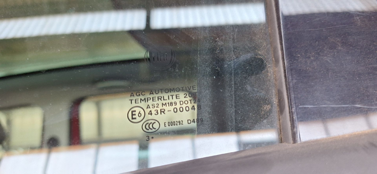 DIJELOVI STAKLO FIAT 500L > 12-17 1.6