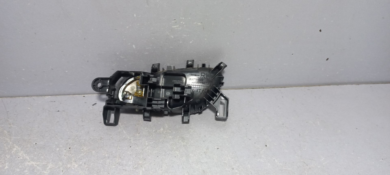 UNUTRASNJA RUCKA VRATA NISSAN QASHQAI > 18-21 806704EA1