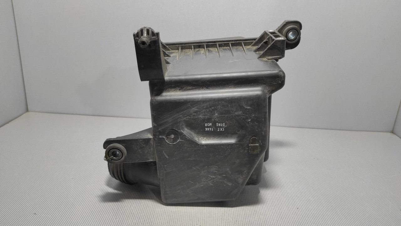 KUCISTE FILTERA ZRAKA KIA CEED > 06-09 28100-2H200