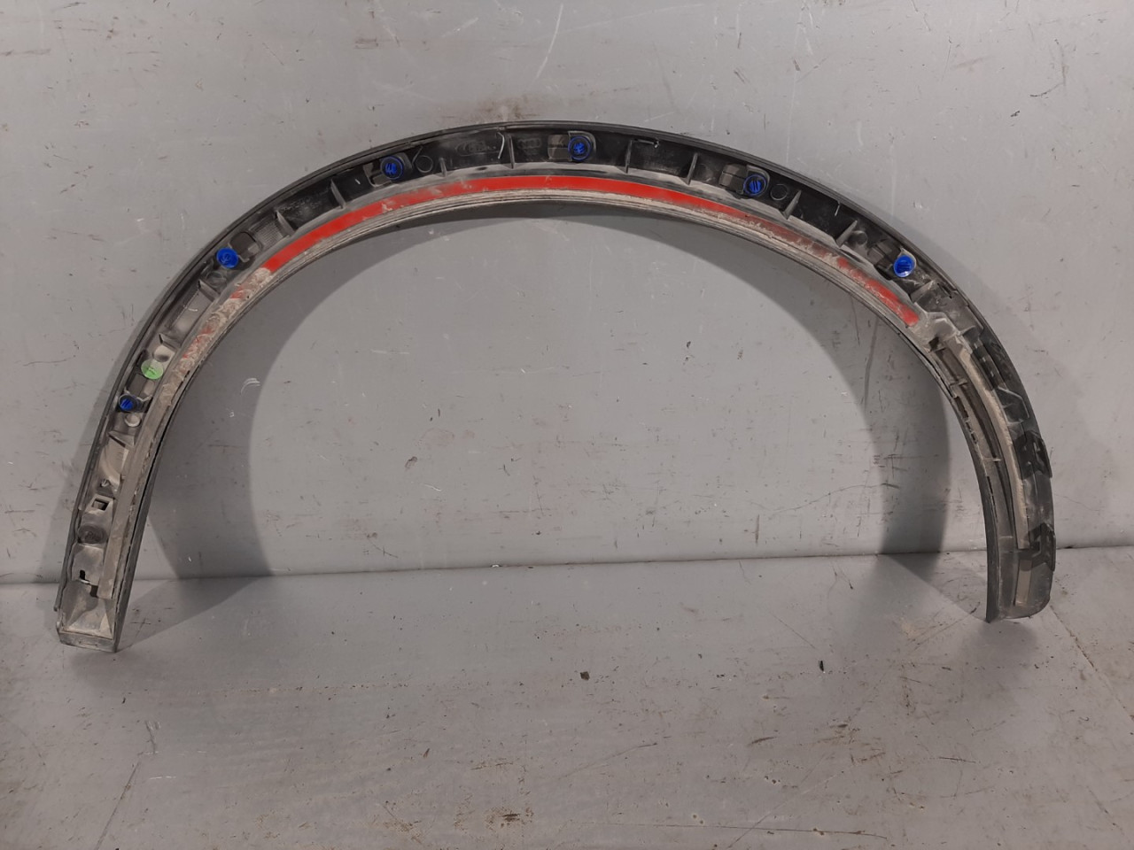 DIJELOVI RUB BLATOBRANA AUDI Q3 > 11-15 8U0853818