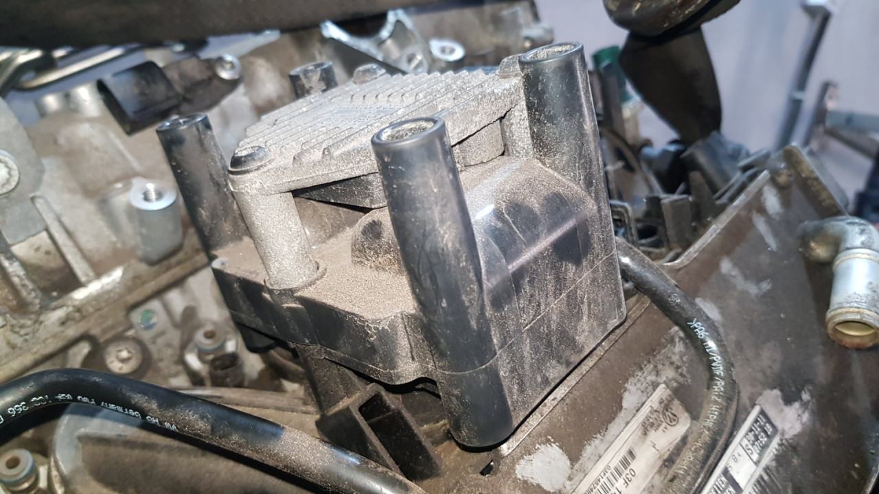 DIJELOVI BOMBINA VW GOLF 6 > 08-12 032905106E
