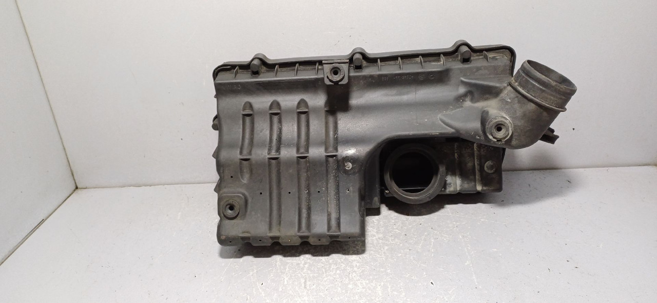 KUCISTE FILTERA ZRAKA SKODA ROOMSTER > 06-10 036129611