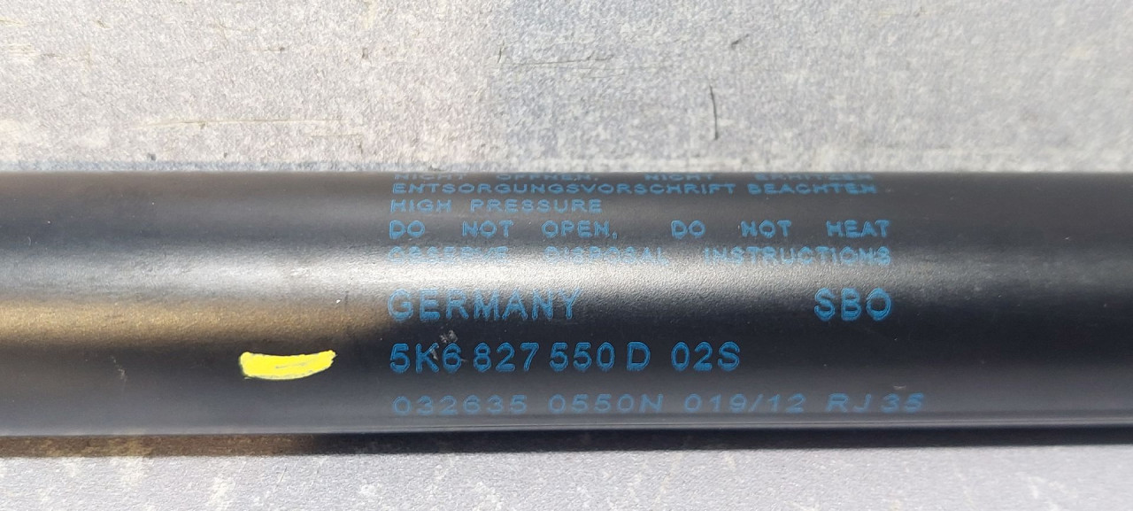 AMORTIZER GEPEKA VW GOLF 6 > 08-12 5K6827550D