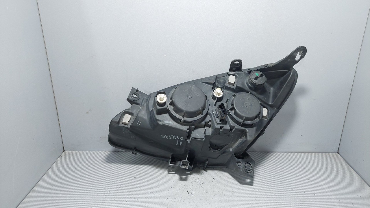 DIJELOVI FAR CITROEN C5 > 01-04 9632664780