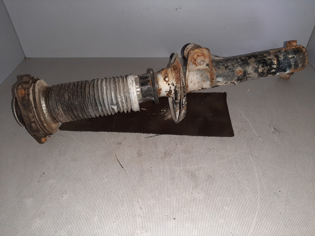 DIJELOVI AMORTIZER VW CADDY > 10-15 1T0413031HQ