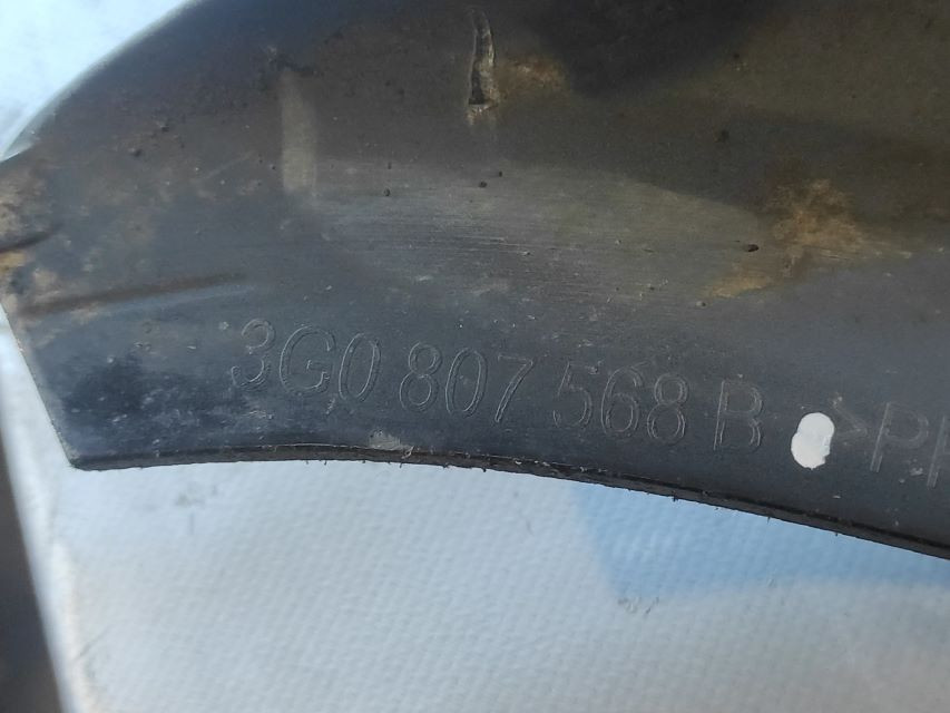 DIJELOVI SPOJLER VW PASSAT B8 > 14-19 3G0807568B