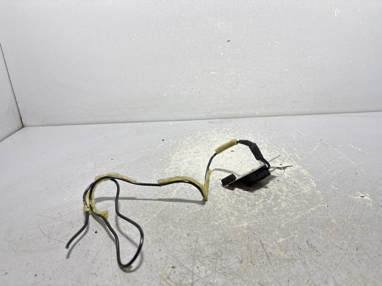 DIJELOVI ANTENA MAZDA 6 > 16-18 GML866DY0