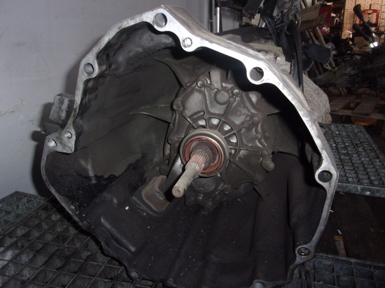 DIJELOVI MJENJAC NISSAN NAVARA PATHFINDER > 05-09