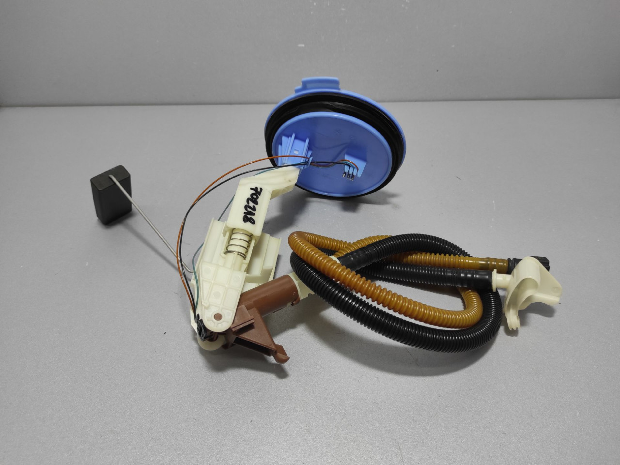 DIJELOVI KUCISTE AUDI A3 > 03-08 1K0919673AD
