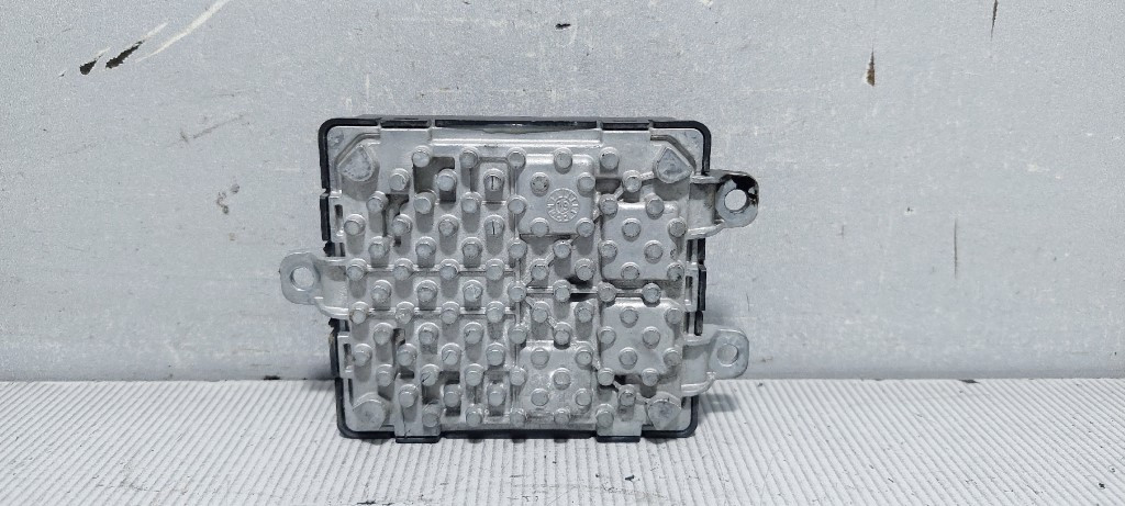 BALAST FARA MITSUBISHI OUTLANDER > 16-19 921-70E10