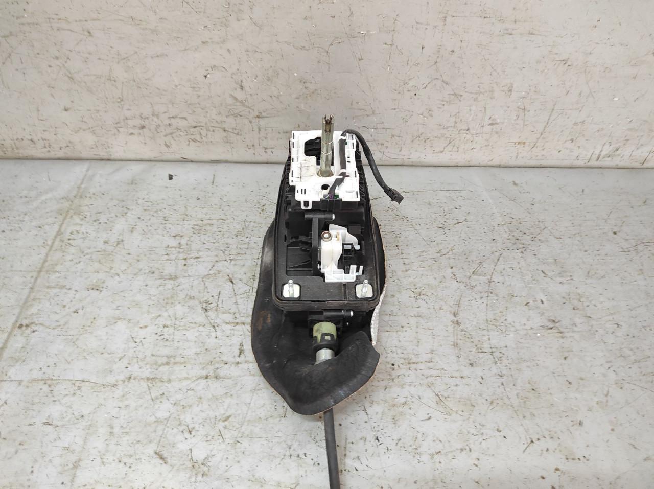DIJELOVI SALTEBLA AUDI A4 (B8) > 07-11 8K1713041H