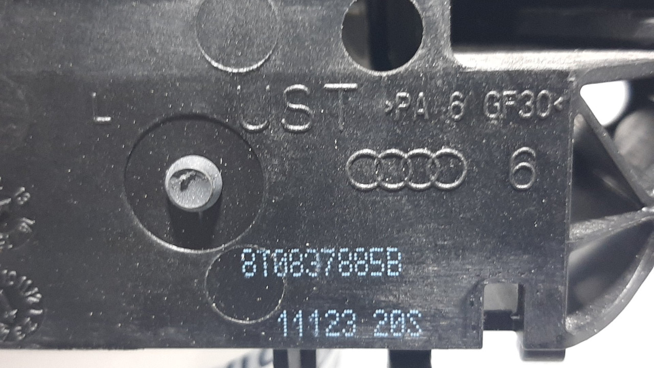 RUCKA VRATA AUDI A4 (B8) > 12-15 8T0837885B
