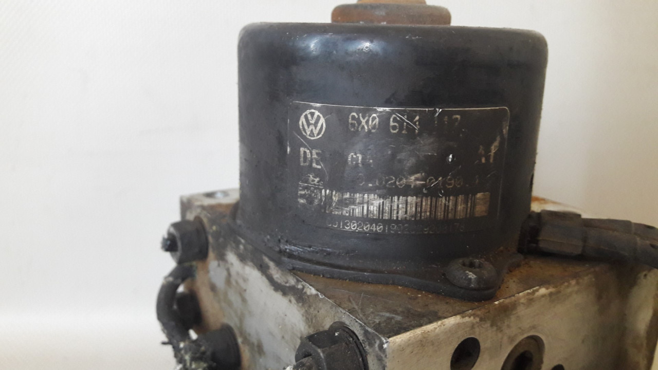 ABS ELEKTRONIKA VW POLO > 01-05 6X0907379B 6X0614117