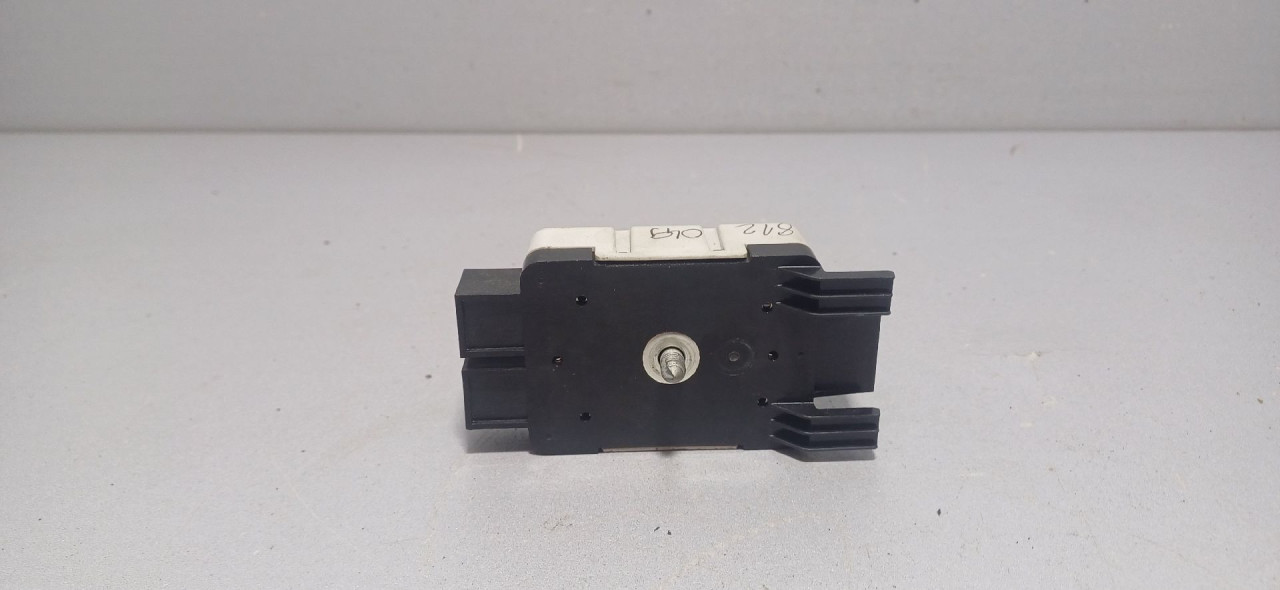 DIJELOVI ANTENA SKODA SUPERB > 15-19 5Q0035570