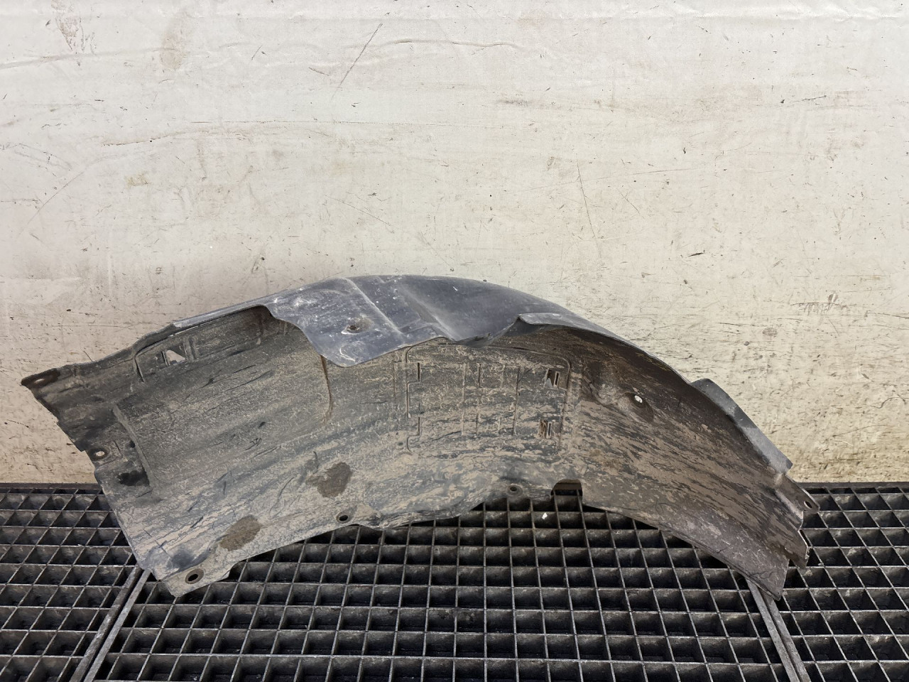 UNUTRASNJI BLATOBRAN BMW SERIJA 3 (F30/F31) > 11-14 7260726