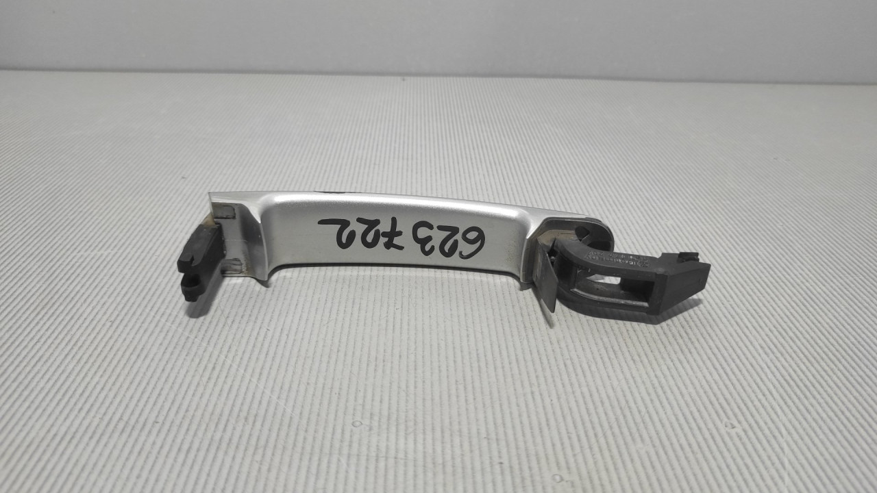 DIJELOVI RUCKA VRATA VW GOLF 5 > 03-08 3B0837207