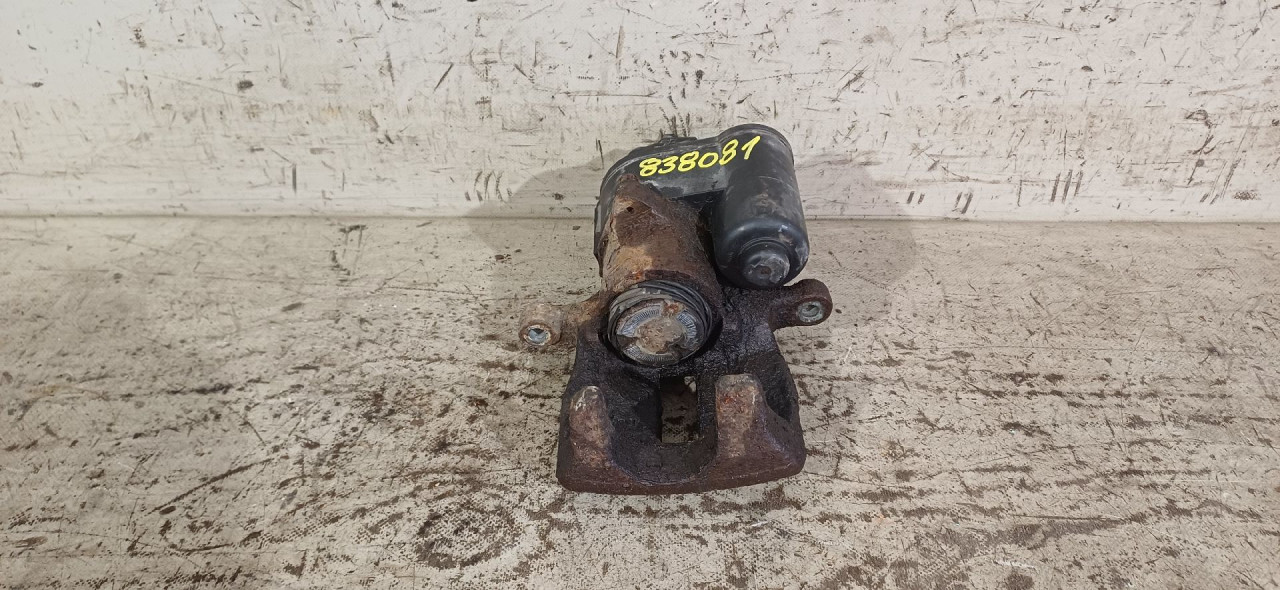 DIJELOVI KOCIONA KLJESTA VW TIGUAN > 07-11 5N0615404
