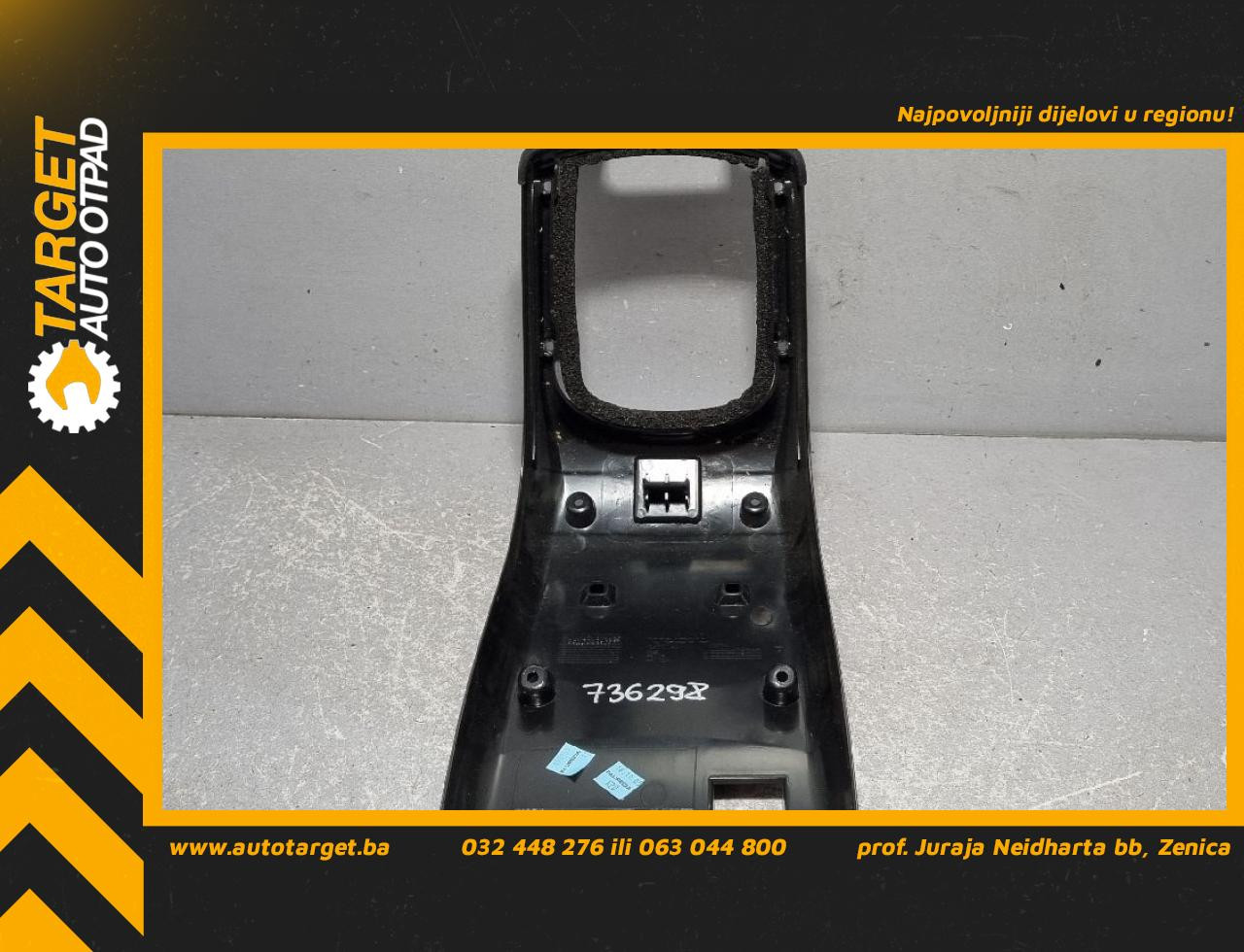DIJELOVI PLASTIKA VOLVO S40/V50 > 04-07 8623064