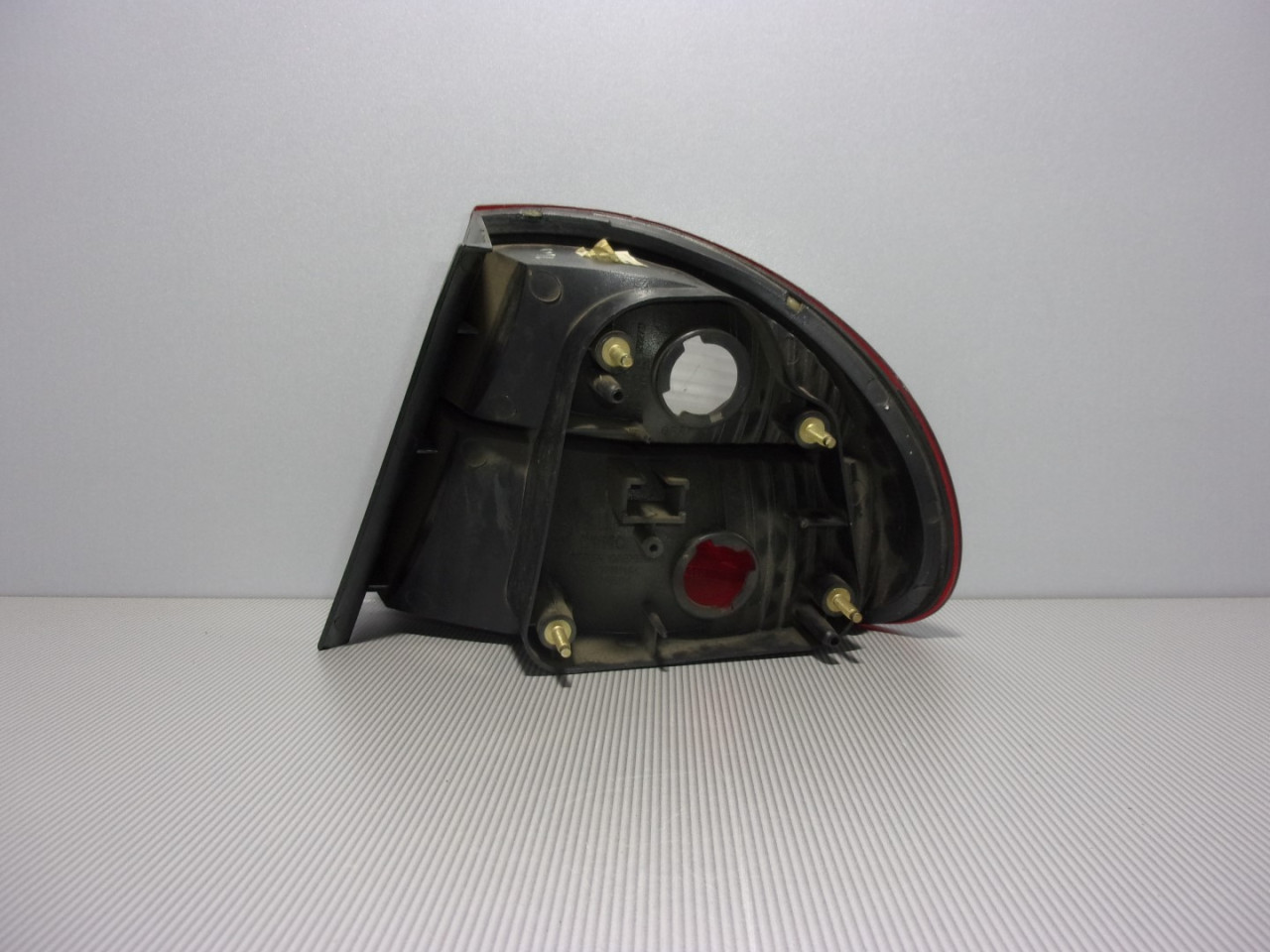 STOP SVJETLO CHEVROLET/DAEWOO LANOS > 97-00 DW020015