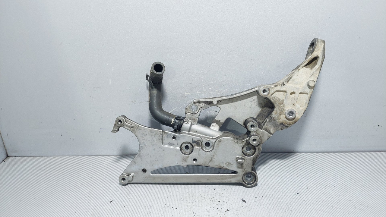 DIJELOVI DEKLO SKODA FABIA > 14- 04B145841B